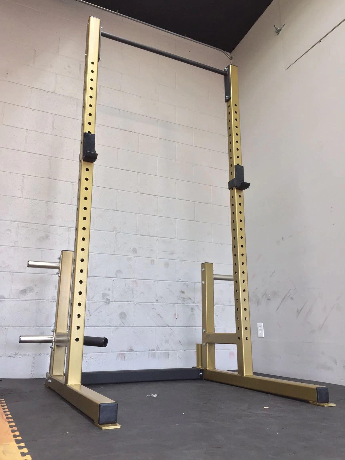 Deluxe Squat Rack with Pull Up Bar 4-6 Week Lead Time